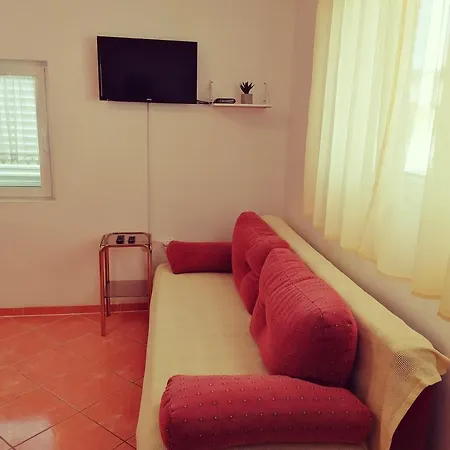 Apartmani Marija I Josip Vir Exterior photo